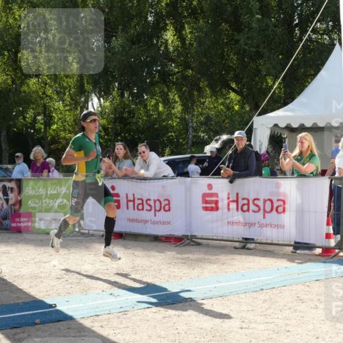07.09.2025 - 19. Norderstedt Triathlon Zöllner http://msf.ph/oto/8791522 07.09.2025 15:55:24 Ziel 1505 meine-sportfotos.de