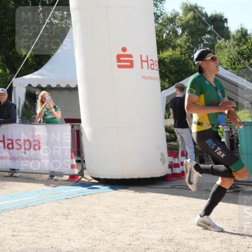 07.09.2025 - 19. Norderstedt Triathlon Zöllner http://msf.ph/oto/8791528 07.09.2025 15:55:25 Ziel 1505 meine-sportfotos.de