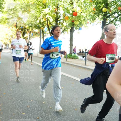 07.09.2025 - BARMER Alsterlauf Yannick Fuchs http://msf.ph/oto/8791532 07.09.2025 11:38:40 Laufen 1239, 1090, 1089 meine-sportfotos.de