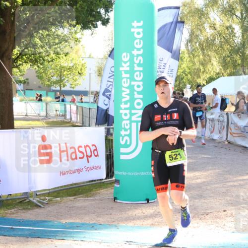07.09.2025 - 19. Norderstedt Triathlon Zöllner http://msf.ph/oto/8791534 07.09.2025 16:32:33 Ziel 521, 1433, 1484 meine-sportfotos.de