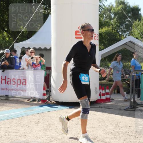 07.09.2025 - 19. Norderstedt Triathlon Zöllner http://msf.ph/oto/8791628 07.09.2025 15:59:13 Ziel 428 meine-sportfotos.de