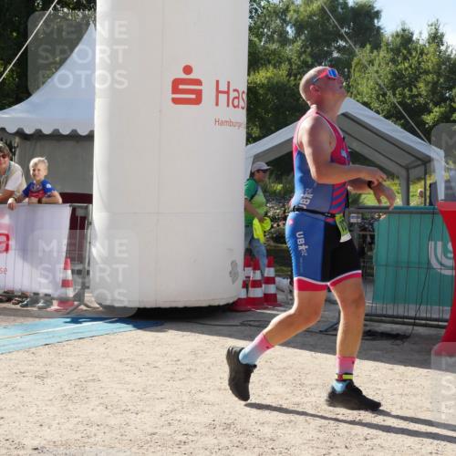 07.09.2025 - 19. Norderstedt Triathlon Zöllner http://msf.ph/oto/8791641 07.09.2025 15:59:33 Ziel 1022 meine-sportfotos.de