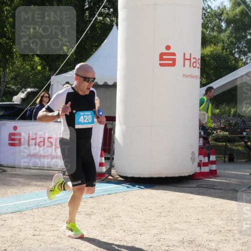 07.09.2025 - 19. Norderstedt Triathlon Zöllner http://msf.ph/oto/8791654 07.09.2025 15:59:47 Ziel 420 meine-sportfotos.de