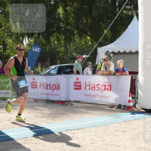 07.09.2025 - 19. Norderstedt Triathlon Zöllner http://msf.ph/oto/8791659 07.09.2025 15:59:56 Ziel 888 meine-sportfotos.de