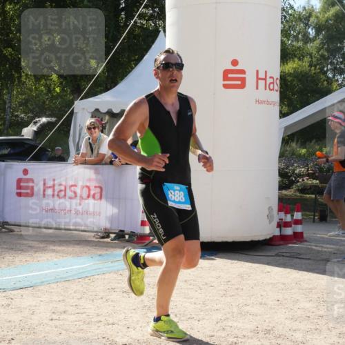 07.09.2025 - 19. Norderstedt Triathlon Zöllner http://msf.ph/oto/8791661 07.09.2025 15:59:57 Ziel 888 meine-sportfotos.de