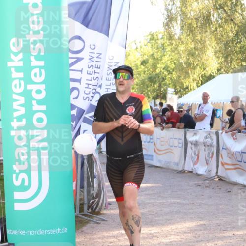 07.09.2025 - 19. Norderstedt Triathlon Zöllner http://msf.ph/oto/8791664 07.09.2025 16:32:53 Ziel 491 meine-sportfotos.de