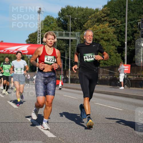 07.09.2025 - BARMER Alsterlauf Yannick Fuchs http://msf.ph/oto/8791667 07.09.2025 09:44:00 Laufen 5710, 5925, 5858, 4944, 4223, 5358 meine-sportfotos.de