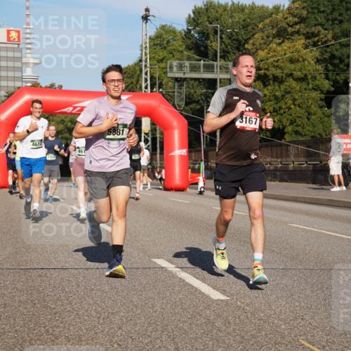07.09.2025 - BARMER Alsterlauf Yannick Fuchs http://msf.ph/oto/8791682 07.09.2025 09:41:56 Laufen 4612, 461, 5881, 5617, 70, 3167 meine-sportfotos.de