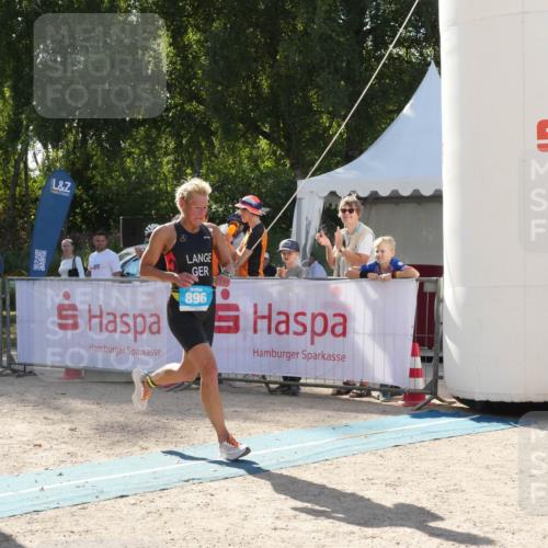 07.09.2025 - 19. Norderstedt Triathlon Zöllner http://msf.ph/oto/8791704 07.09.2025 16:02:14 Ziel 896 meine-sportfotos.de