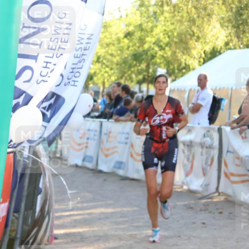 07.09.2025 - 19. Norderstedt Triathlon Zöllner http://msf.ph/oto/8791706 07.09.2025 16:33:17 Ziel 438, 543 meine-sportfotos.de