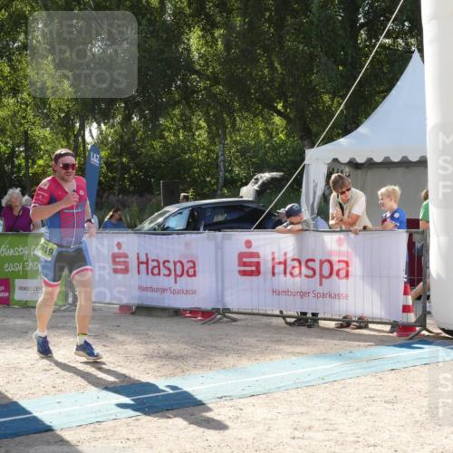 07.09.2025 - 19. Norderstedt Triathlon Zöllner http://msf.ph/oto/8791718 07.09.2025 16:02:55 Ziel 1019 meine-sportfotos.de