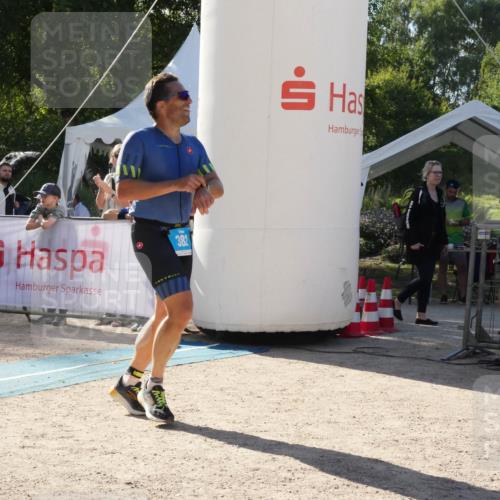 07.09.2025 - 19. Norderstedt Triathlon Zöllner http://msf.ph/oto/8791742 07.09.2025 16:03:28 Ziel 382 meine-sportfotos.de