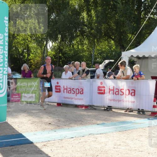 07.09.2025 - 19. Norderstedt Triathlon Zöllner http://msf.ph/oto/8791805 07.09.2025 16:07:44 Ziel 400 meine-sportfotos.de