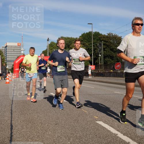 07.09.2025 - BARMER Alsterlauf Yannick Fuchs http://msf.ph/oto/8791829 07.09.2025 09:42:01 Laufen 5338, 5740, 2854, 2855, 204 meine-sportfotos.de