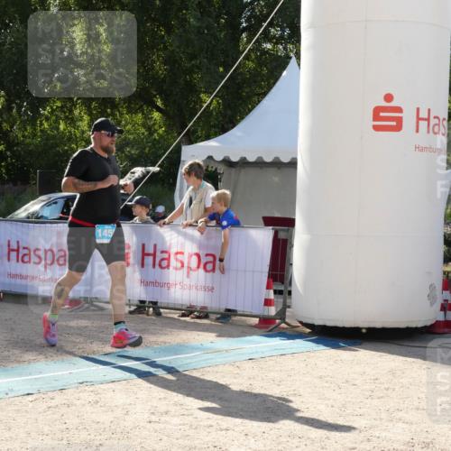 07.09.2025 - 19. Norderstedt Triathlon Zöllner http://msf.ph/oto/8791835 07.09.2025 16:08:37 Ziel 1459 meine-sportfotos.de