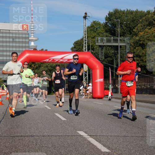 07.09.2025 - BARMER Alsterlauf Yannick Fuchs http://msf.ph/oto/8791836 07.09.2025 09:44:09 Laufen 5855, 4420, 5063, 2416, 8200, 5125, 3556 meine-sportfotos.de