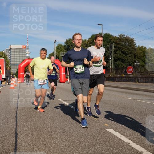 07.09.2025 - BARMER Alsterlauf Yannick Fuchs http://msf.ph/oto/8791839 07.09.2025 09:42:02 Laufen 5338, 2854, 2855, 3204 meine-sportfotos.de