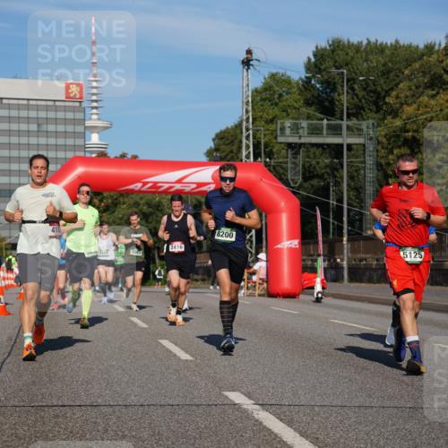 07.09.2025 - BARMER Alsterlauf Yannick Fuchs http://msf.ph/oto/8791852 07.09.2025 09:44:09 Laufen 415, 2416, 30420, 5063, 8200, 5125, 3 meine-sportfotos.de