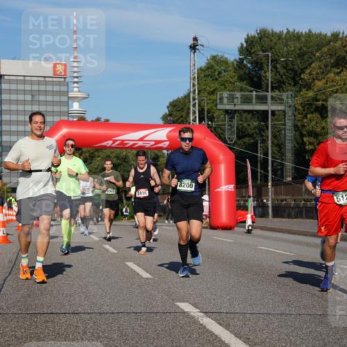 07.09.2025 - BARMER Alsterlauf Yannick Fuchs http://msf.ph/oto/8791861 07.09.2025 09:44:09 Laufen 5063, 2416, 8200, 5125 meine-sportfotos.de