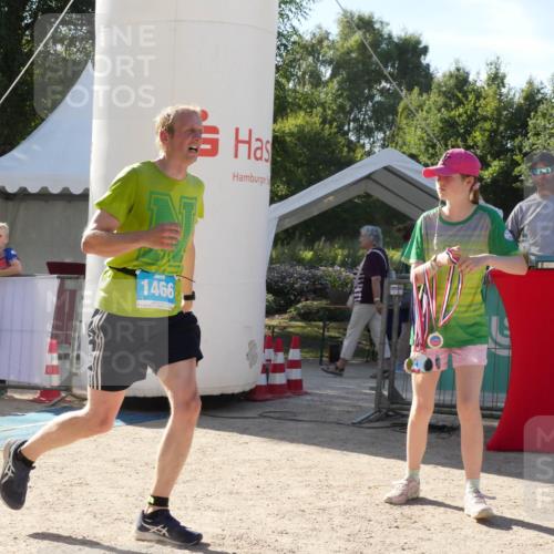 07.09.2025 - 19. Norderstedt Triathlon Zöllner http://msf.ph/oto/8791876 07.09.2025 16:09:26 Ziel 395, 1466 meine-sportfotos.de
