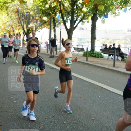 07.09.2025 - BARMER Alsterlauf Yannick Fuchs http://msf.ph/oto/8791883 07.09.2025 11:39:02 Laufen 1221, 122, 106 meine-sportfotos.de