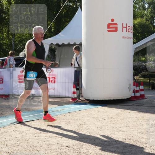 07.09.2025 - 19. Norderstedt Triathlon Zöllner http://msf.ph/oto/8791900 07.09.2025 16:09:53 Ziel 391 meine-sportfotos.de