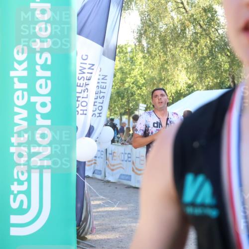 07.09.2025 - 19. Norderstedt Triathlon Zöllner http://msf.ph/oto/8791902 07.09.2025 16:34:27 Ziel 1552 meine-sportfotos.de