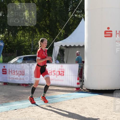 07.09.2025 - 19. Norderstedt Triathlon Zöllner http://msf.ph/oto/8791907 07.09.2025 16:10:30 Ziel 1404 meine-sportfotos.de