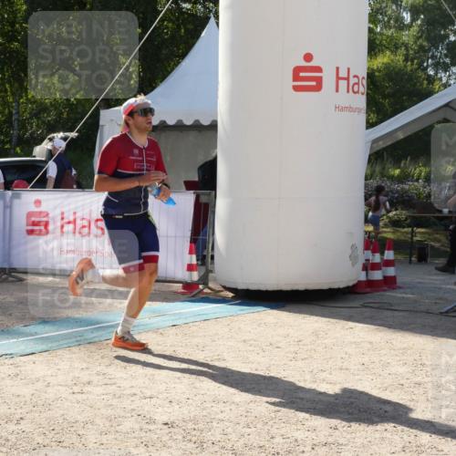 07.09.2025 - 19. Norderstedt Triathlon Zöllner http://msf.ph/oto/8791918 07.09.2025 16:10:47 Ziel 1496 meine-sportfotos.de