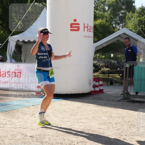 07.09.2025 - 19. Norderstedt Triathlon Zöllner http://msf.ph/oto/8791935 07.09.2025 16:10:58 Ziel 441 meine-sportfotos.de