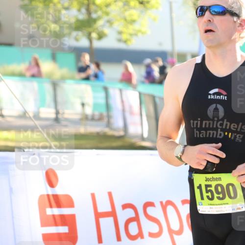 07.09.2025 - 19. Norderstedt Triathlon Zöllner http://msf.ph/oto/8791945 07.09.2025 16:34:37 Ziel 1590 meine-sportfotos.de