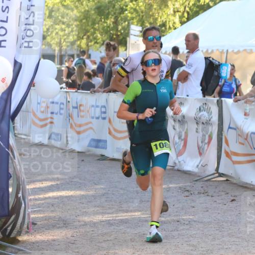 07.09.2025 - 19. Norderstedt Triathlon Zöllner http://msf.ph/oto/8791964 07.09.2025 16:34:41 Ziel 1080, 1587, 1590 meine-sportfotos.de