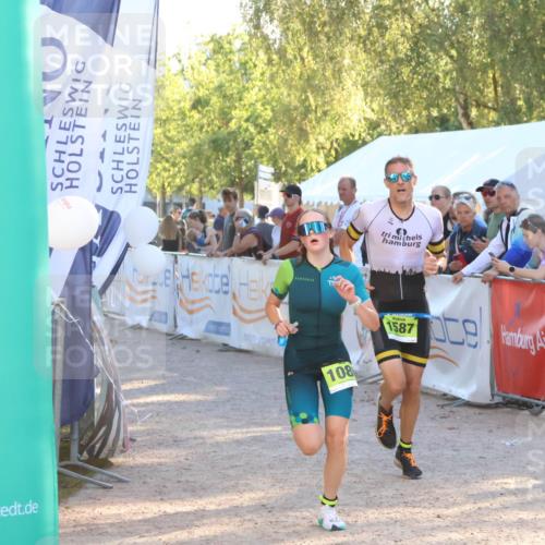 07.09.2025 - 19. Norderstedt Triathlon Zöllner http://msf.ph/oto/8791973 07.09.2025 16:34:42 Ziel 1080, 1587, 1590 meine-sportfotos.de