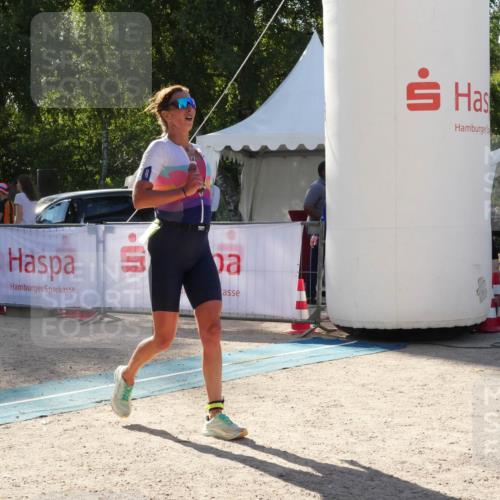 07.09.2025 - 19. Norderstedt Triathlon Zöllner http://msf.ph/oto/8791992 07.09.2025 16:12:21 Ziel 475 meine-sportfotos.de