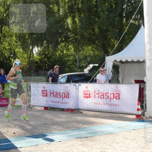 07.09.2025 - 19. Norderstedt Triathlon Zöllner http://msf.ph/oto/8791997 07.09.2025 16:13:51 Ziel 469, 1503 meine-sportfotos.de