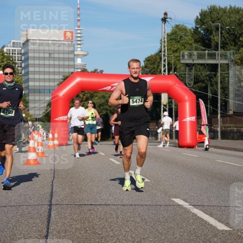 07.09.2025 - BARMER Alsterlauf Yannick Fuchs http://msf.ph/oto/8792010 07.09.2025 09:42:13 Laufen 797, 5474 meine-sportfotos.de