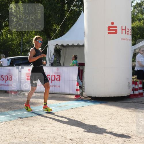 07.09.2025 - 19. Norderstedt Triathlon Zöllner http://msf.ph/oto/8792012 07.09.2025 16:13:57 Ziel 469, 1503 meine-sportfotos.de