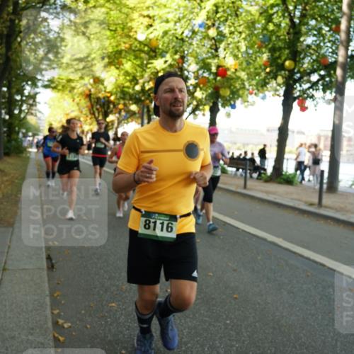 07.09.2025 - BARMER Alsterlauf Yannick Fuchs http://msf.ph/oto/8792074 07.09.2025 11:39:13 Laufen 8116 meine-sportfotos.de