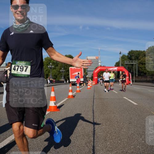 07.09.2025 - BARMER Alsterlauf Yannick Fuchs http://msf.ph/oto/8792077 07.09.2025 09:42:15 Laufen 11114, 36, 4797 meine-sportfotos.de