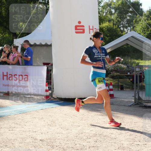 07.09.2025 - 19. Norderstedt Triathlon Zöllner http://msf.ph/oto/8792080 07.09.2025 16:17:15 Ziel 444, 514, 967 meine-sportfotos.de