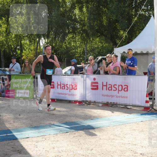 07.09.2025 - 19. Norderstedt Triathlon Zöllner http://msf.ph/oto/8792095 07.09.2025 16:17:39 Ziel 363 meine-sportfotos.de