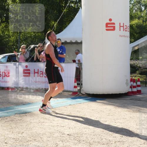 07.09.2025 - 19. Norderstedt Triathlon Zöllner http://msf.ph/oto/8792101 07.09.2025 16:17:40 Ziel 363 meine-sportfotos.de