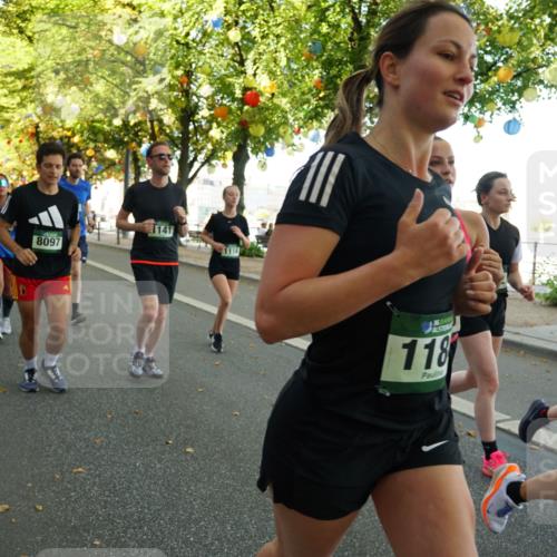 07.09.2025 - BARMER Alsterlauf Yannick Fuchs http://msf.ph/oto/8792113 07.09.2025 11:39:15 Laufen 8097, 1141, 1114, 36, 118, 8414 meine-sportfotos.de