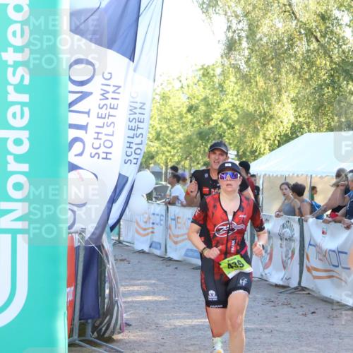 07.09.2025 - 19. Norderstedt Triathlon Zöllner http://msf.ph/oto/8792138 07.09.2025 16:35:45 Ziel 439, 526, 1600 meine-sportfotos.de