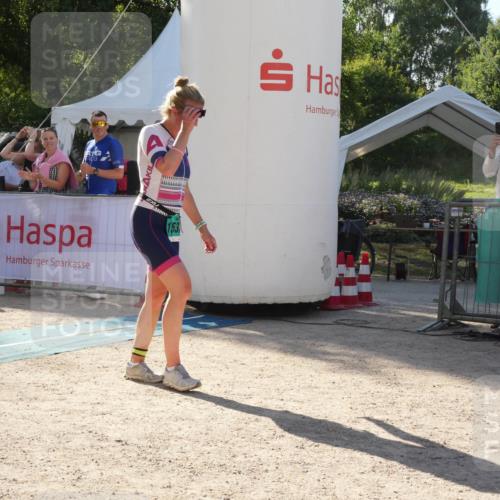 07.09.2025 - 19. Norderstedt Triathlon Zöllner http://msf.ph/oto/8792144 07.09.2025 16:20:05 Ziel 1532 meine-sportfotos.de