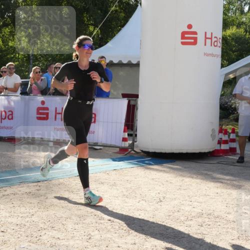 07.09.2025 - 19. Norderstedt Triathlon Zöllner http://msf.ph/oto/8792153 07.09.2025 16:20:16 Ziel 450, 1414 meine-sportfotos.de