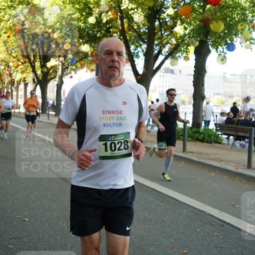 07.09.2025 - BARMER Alsterlauf Yannick Fuchs http://msf.ph/oto/8792165 07.09.2025 11:39:18 Laufen 1116, 36, 1028, 1063 meine-sportfotos.de