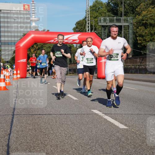 07.09.2025 - BARMER Alsterlauf Yannick Fuchs http://msf.ph/oto/8792186 07.09.2025 09:42:20 Laufen 619, 5823, 1029, 5820, 5187 meine-sportfotos.de