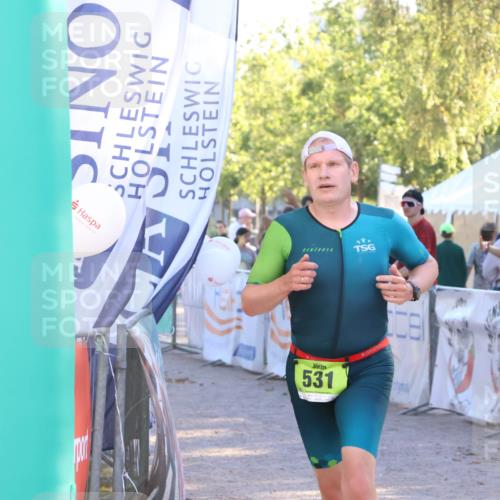 07.09.2025 - 19. Norderstedt Triathlon Zöllner http://msf.ph/oto/8792187 07.09.2025 16:35:59 Ziel 531, 1064 meine-sportfotos.de