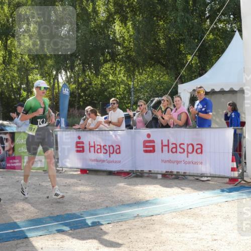 07.09.2025 - 19. Norderstedt Triathlon Zöllner http://msf.ph/oto/8792188 07.09.2025 16:20:51 Ziel 506, 1491 meine-sportfotos.de